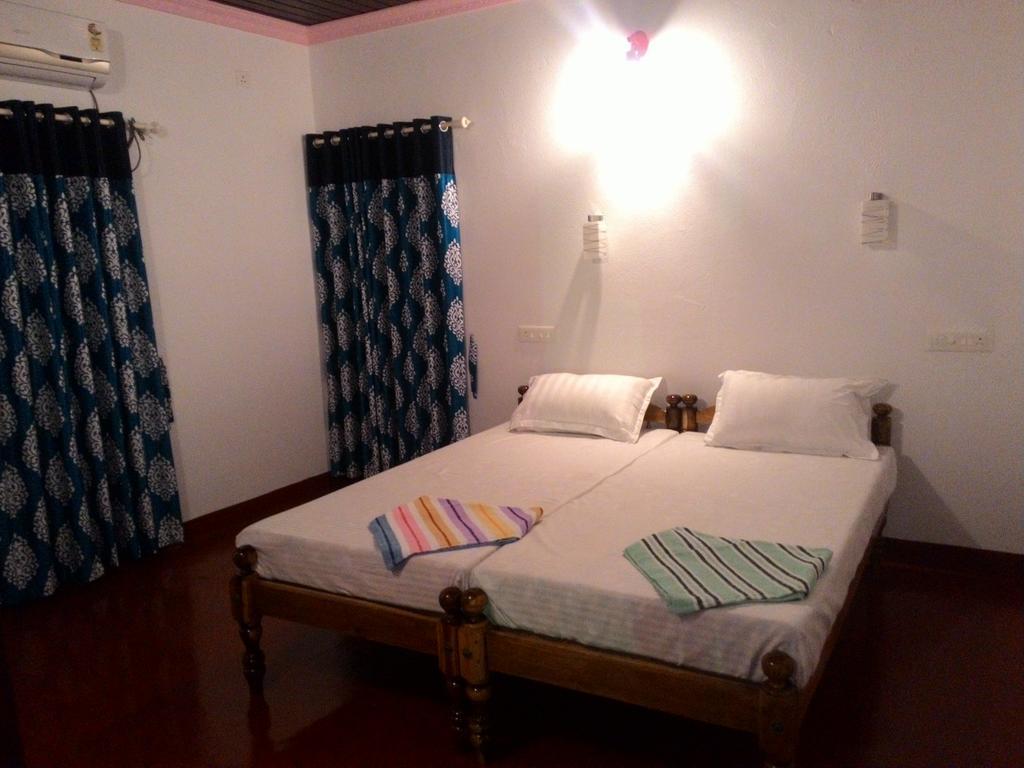 מאראריקולם Marari Babu Homestay מראה חיצוני תמונה